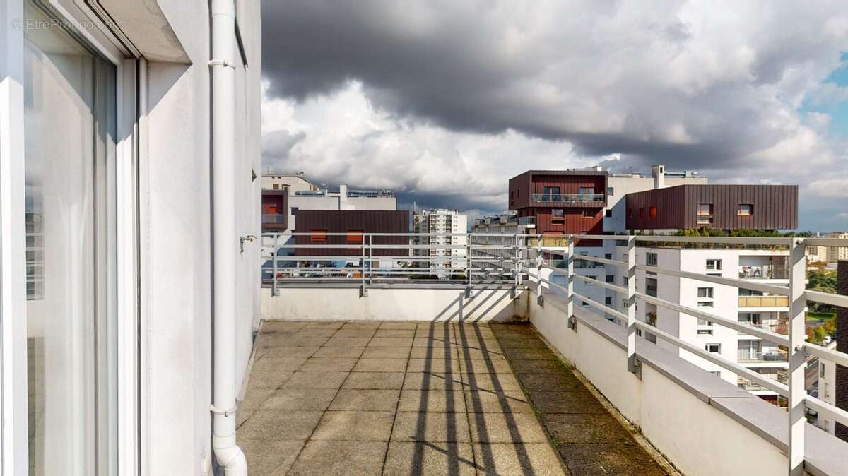 Appartement à IVRY-SUR-SEINE