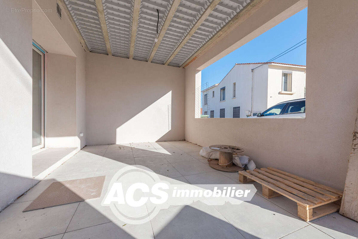 Appartement à CHATEAUNEUF-LES-MARTIGUES