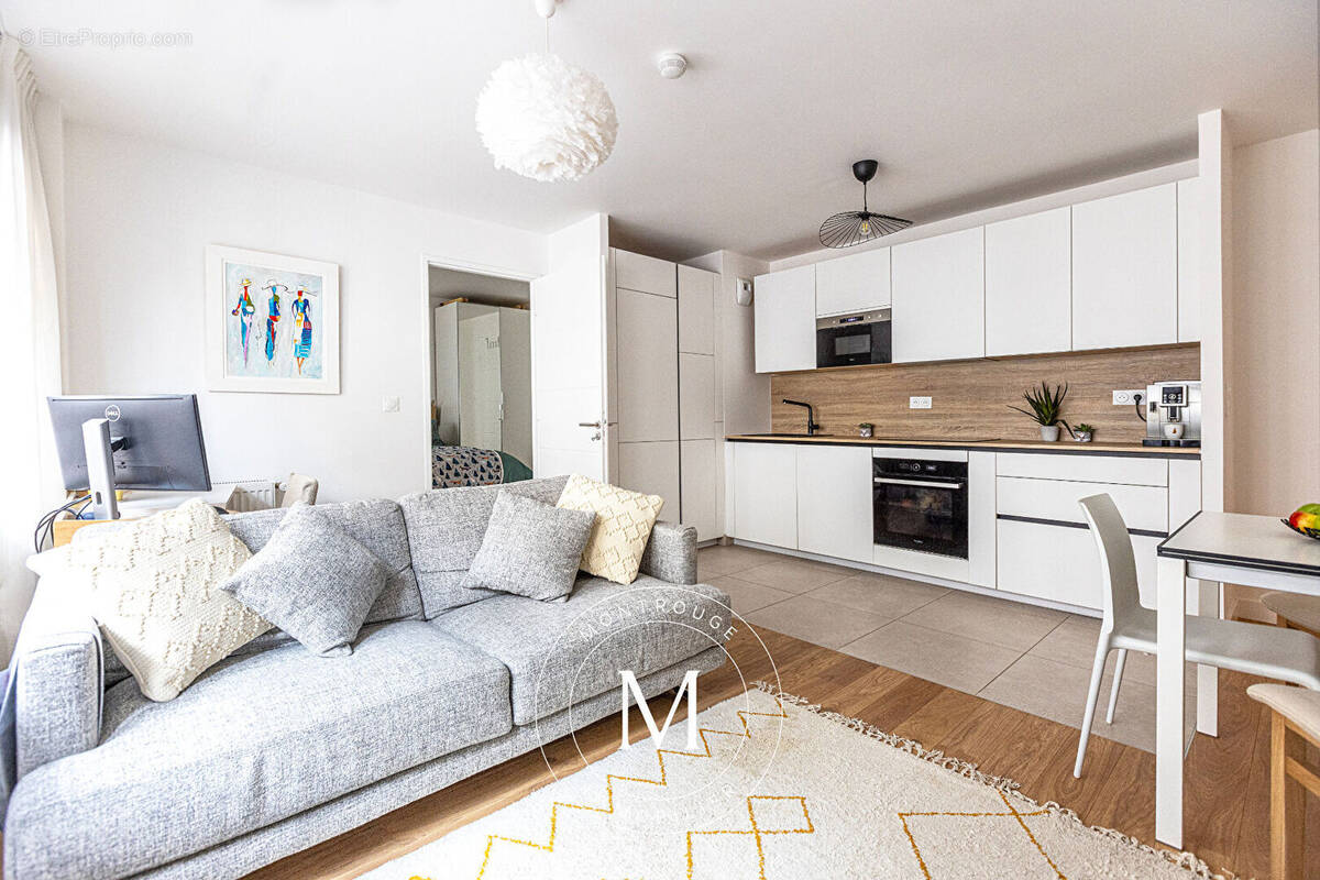 Appartement à MONTROUGE