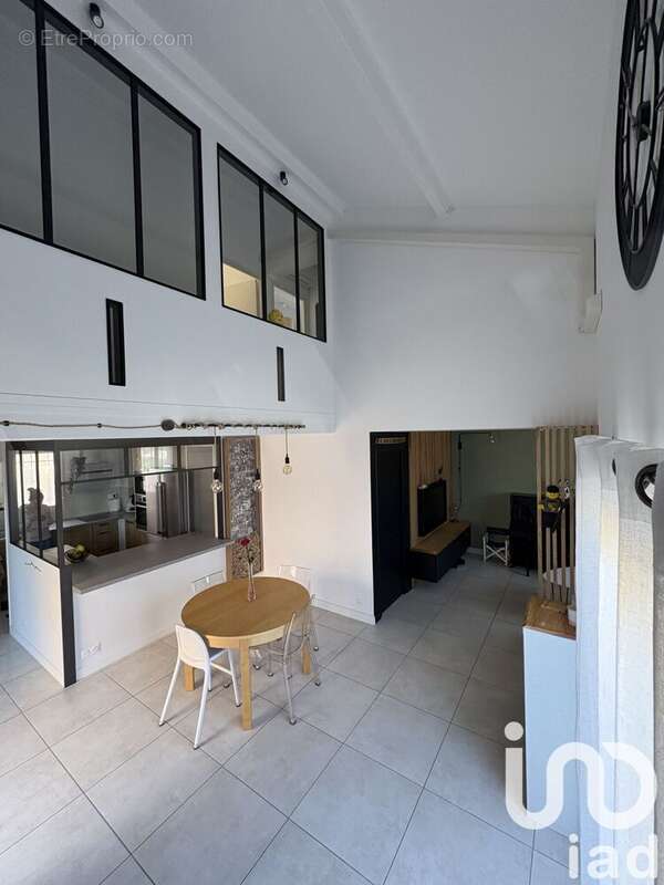 Photo 2 - Appartement à SAINT-CYR-SUR-MER