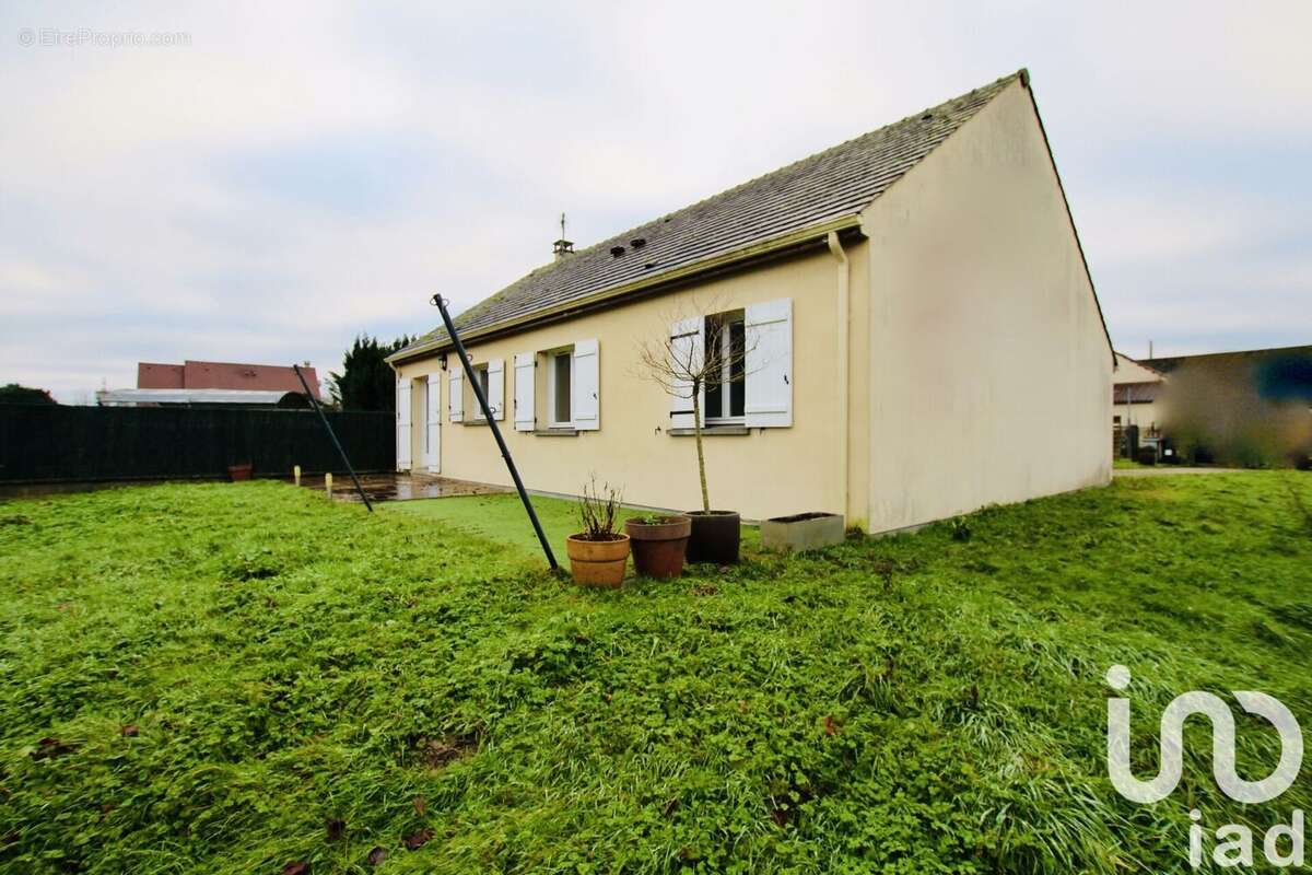 Photo 3 - Maison à LES ECRENNES