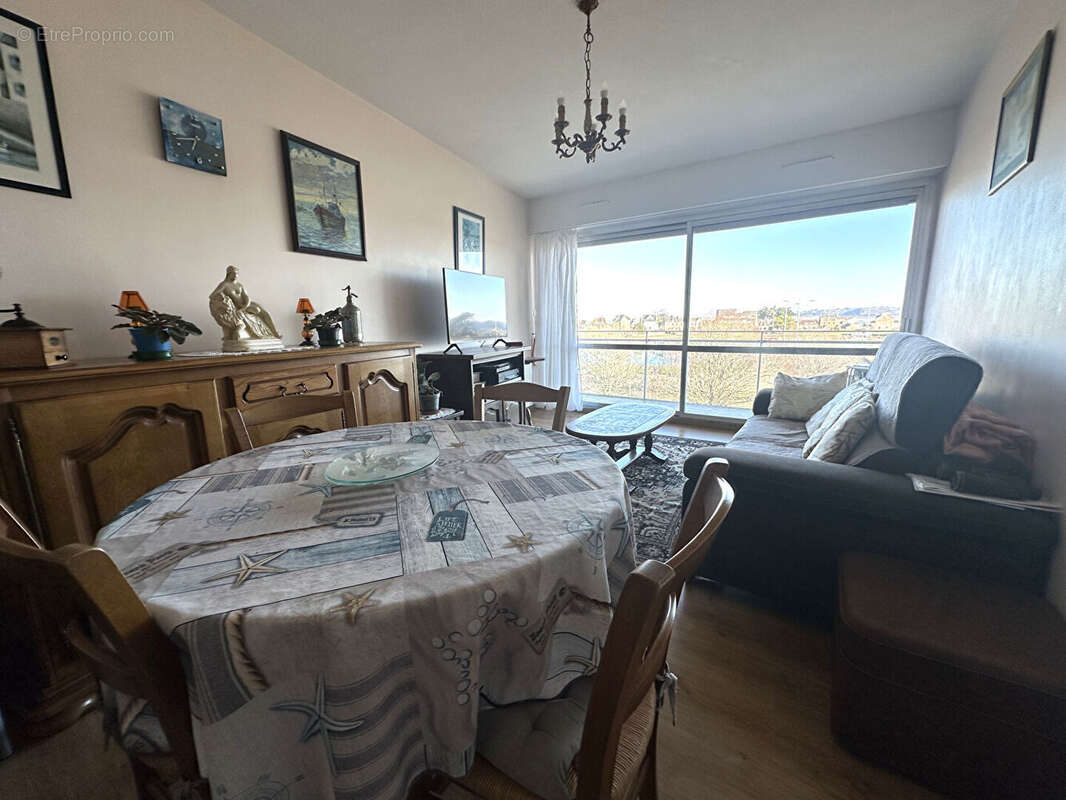 Appartement à PERROS-GUIREC