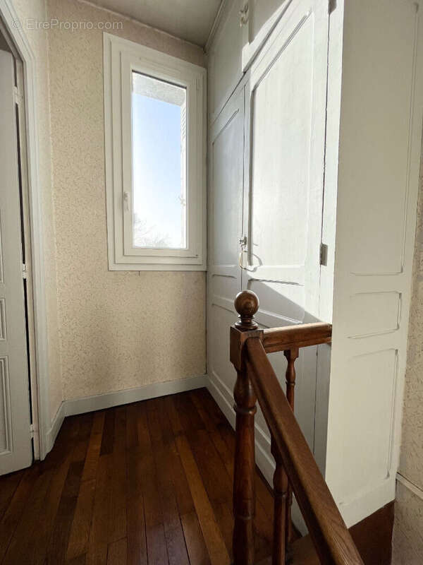 Appartement à SAINT-CYR-SUR-LOIRE