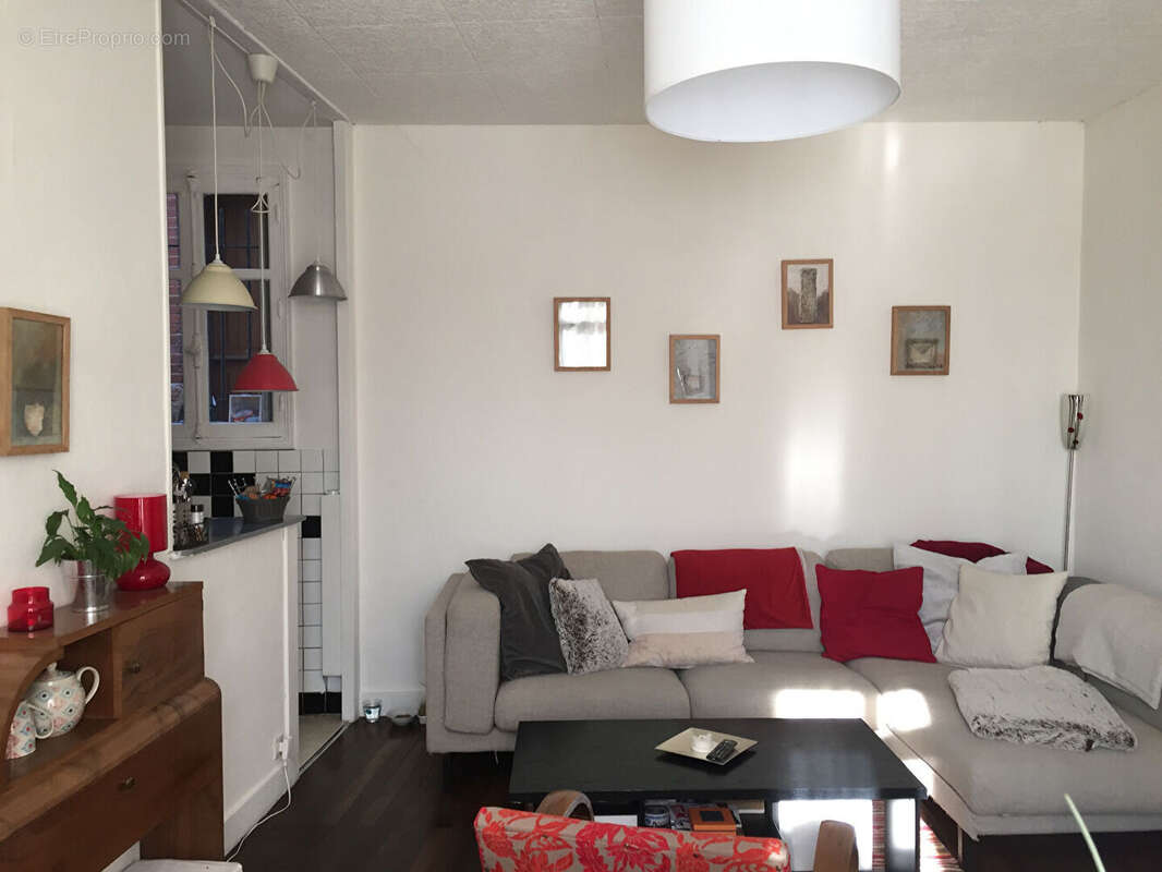 Appartement à SAINT-CYR-SUR-LOIRE