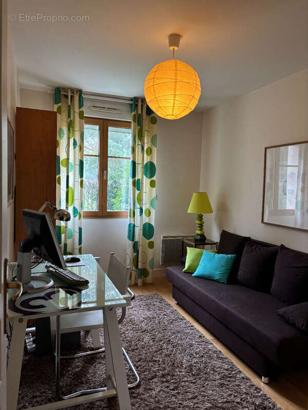 Appartement à SAINT-CYR-SUR-LOIRE