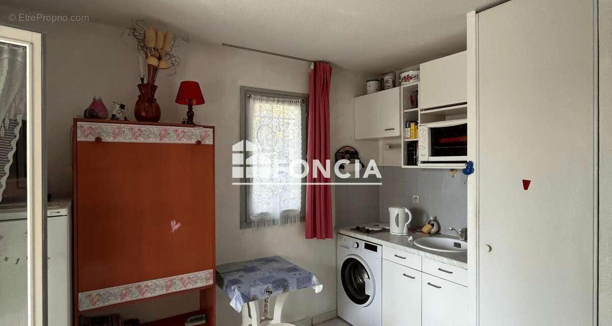 Appartement à LA LONDE-LES-MAURES