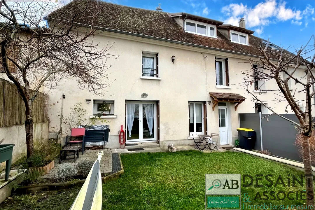 Maison à VILLIERS-SUR-MORIN