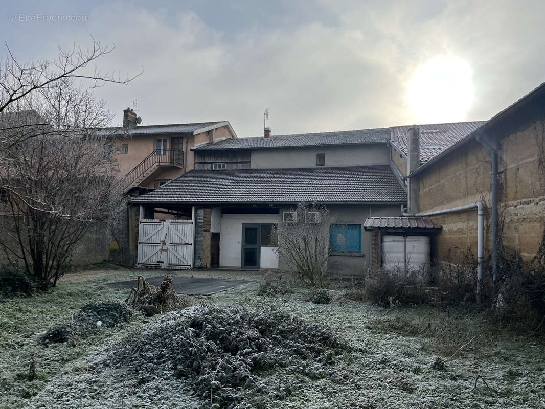 Appartement à SAINT-ANDRE-DE-CORCY