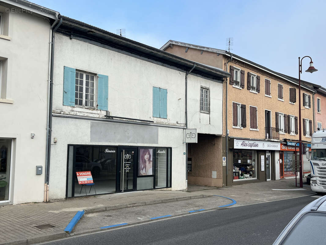 Appartement à SAINT-ANDRE-DE-CORCY