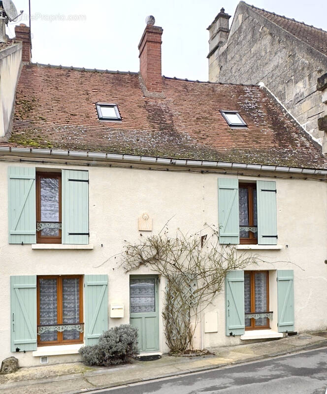 Maison à CROUY-SUR-OURCQ