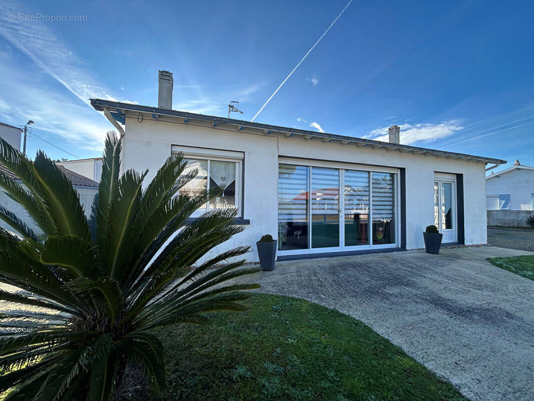 Maison à L&#039;AIGUILLON-SUR-MER