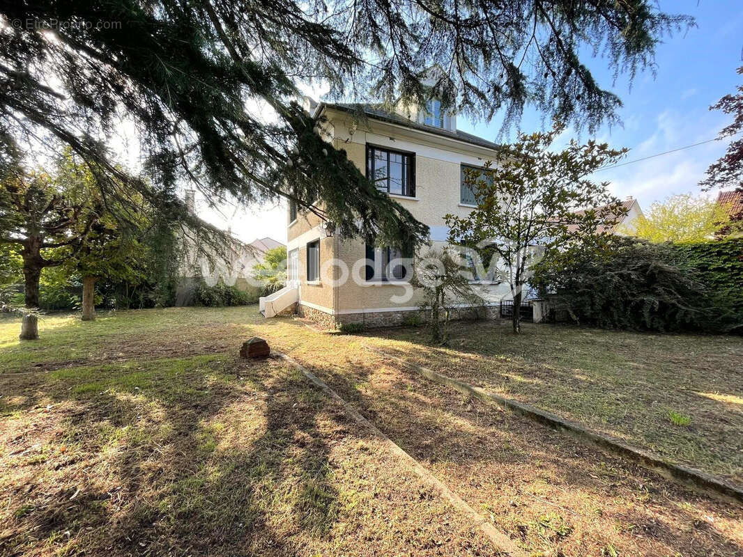 Maison à CONFLANS-SAINTE-HONORINE