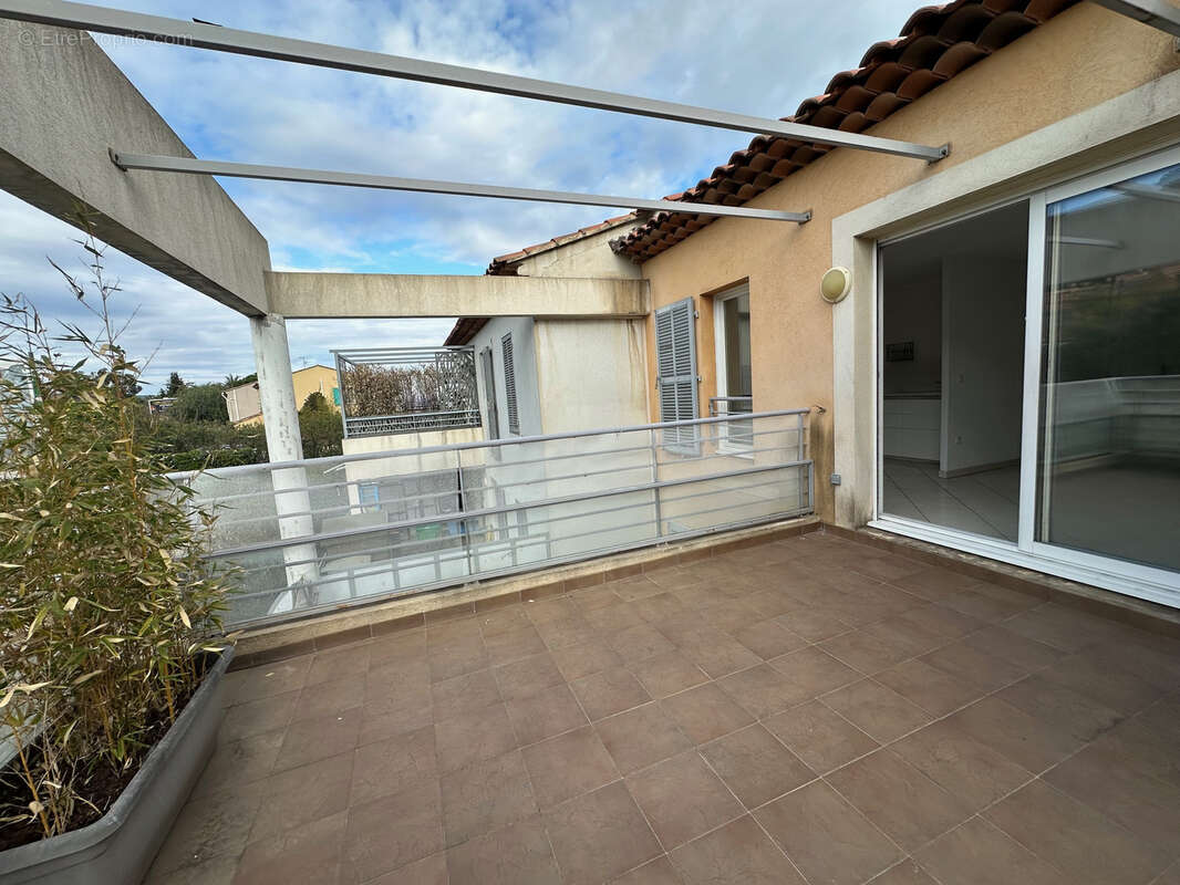 Appartement à HYERES