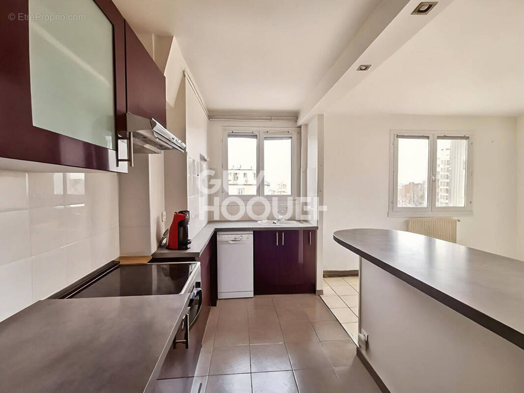 Appartement à FONTENAY-SOUS-BOIS