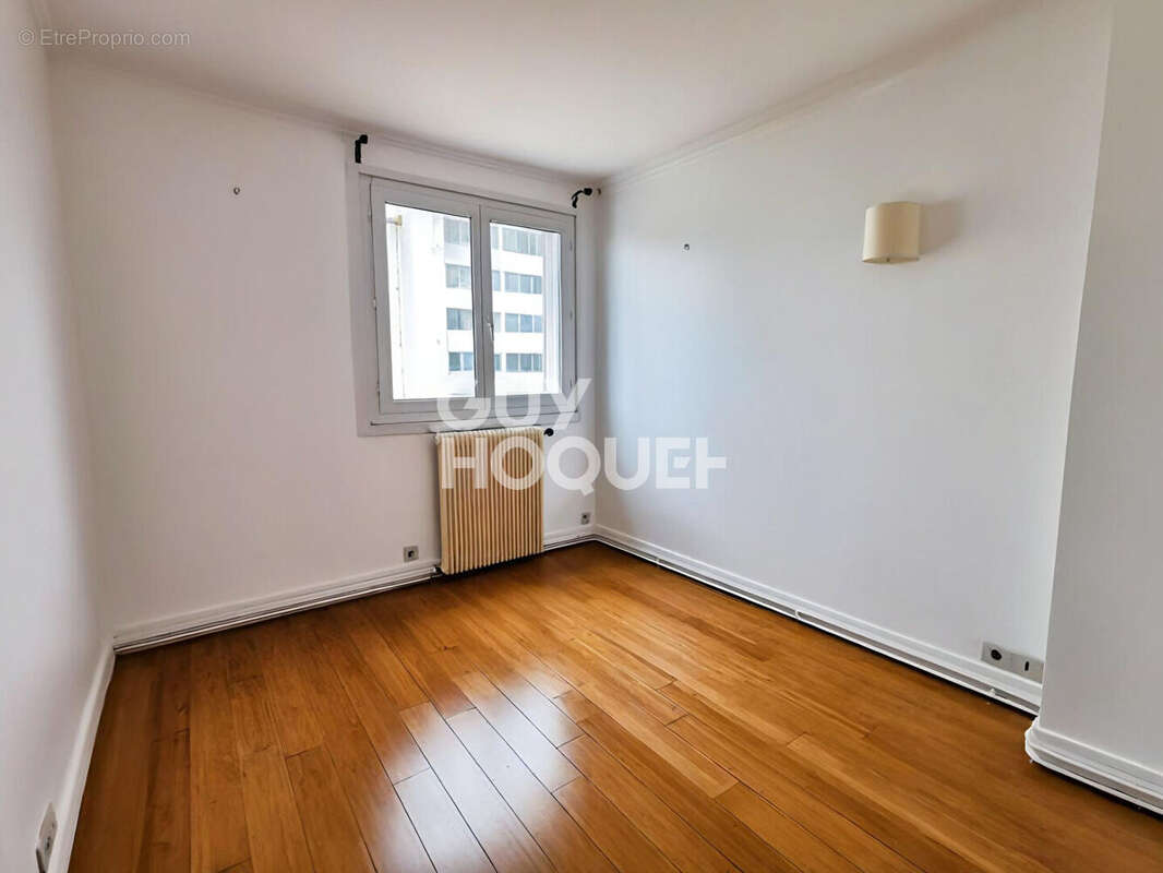 Appartement à FONTENAY-SOUS-BOIS