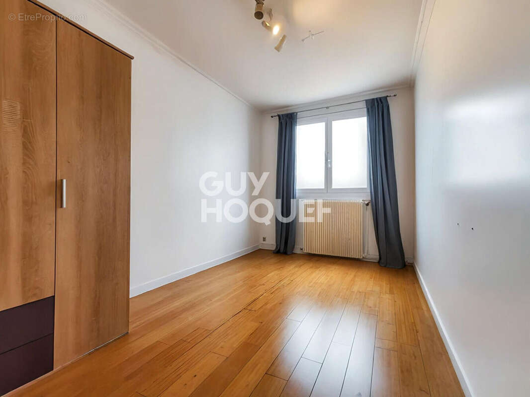 Appartement à FONTENAY-SOUS-BOIS