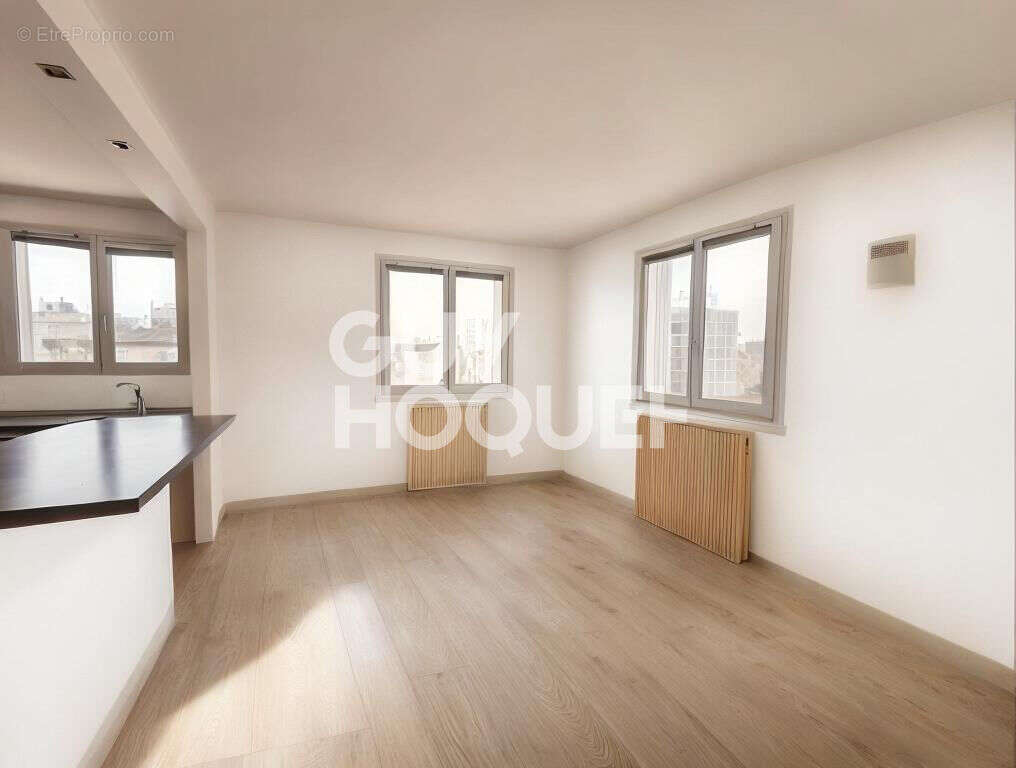 Appartement à FONTENAY-SOUS-BOIS