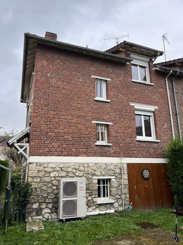 Maison à PONT-SAINTE-MAXENCE