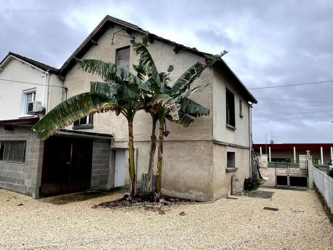 Photo 2 - Maison à CHATELLERAULT