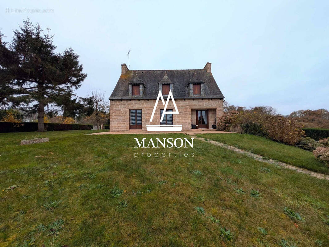 Maison à LE VIEUX-MARCHE