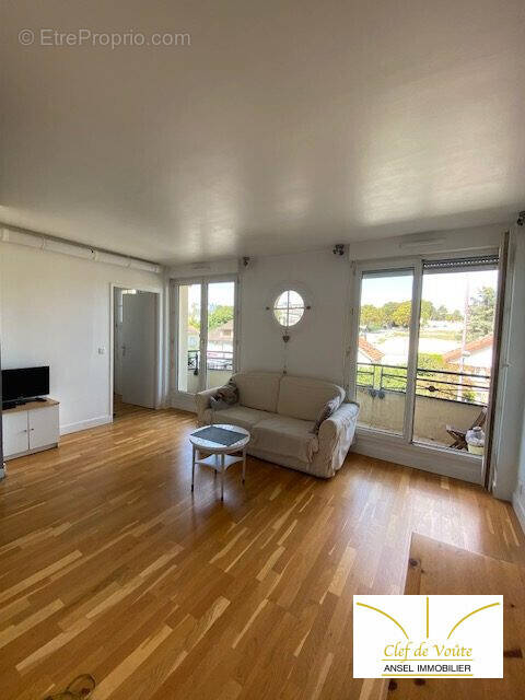 Appartement à RUEIL-MALMAISON