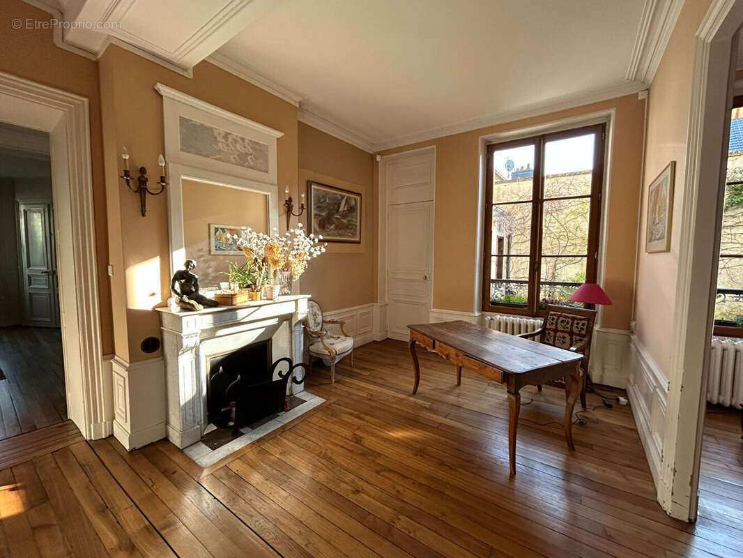 Appartement à AUXERRE