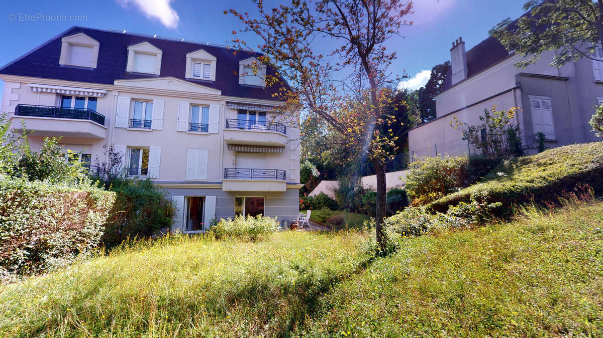 Appartement à LE RAINCY