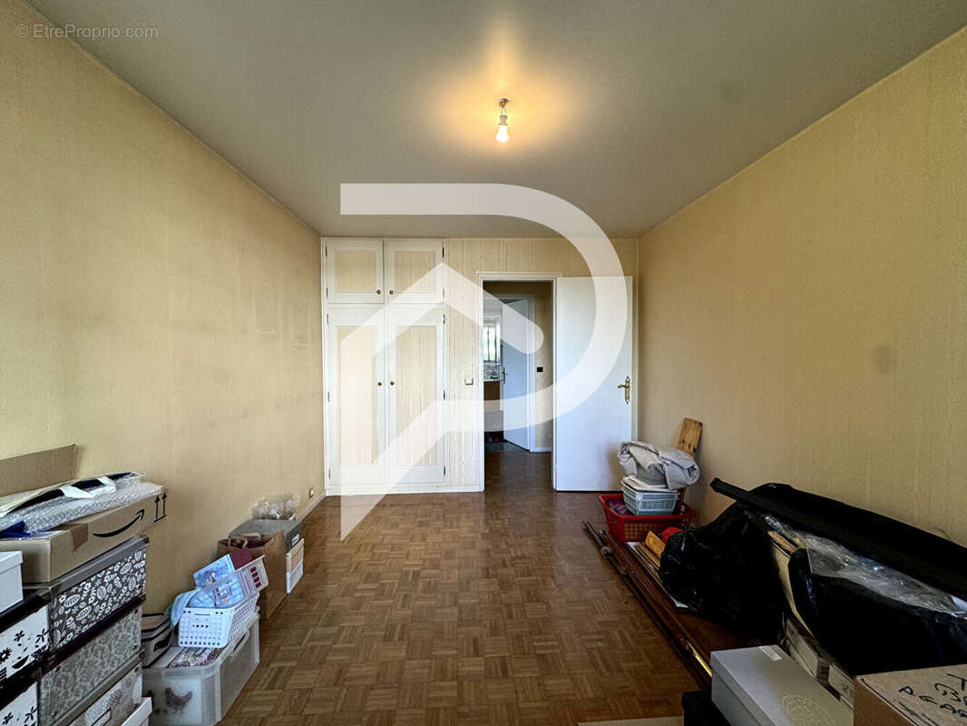 Appartement à LE RAINCY