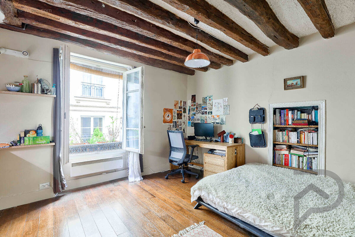 Appartement à PARIS-5E