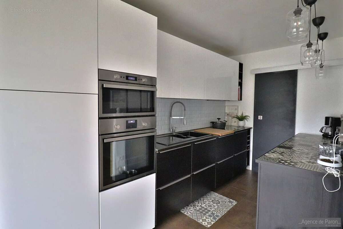 Appartement à VERRIERES-LE-BUISSON