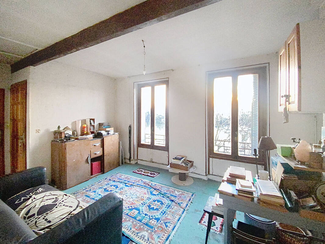 Appartement à SAINT-MAUR-DES-FOSSES