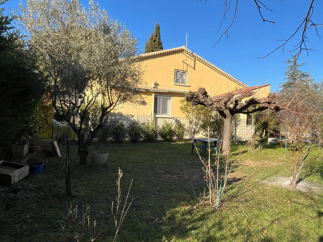 Maison à BUIS-LES-BARONNIES