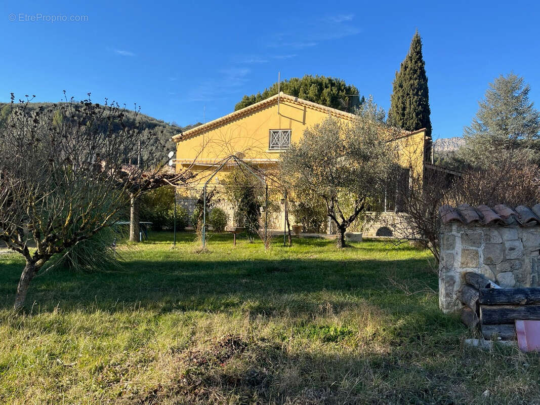 Maison à BUIS-LES-BARONNIES