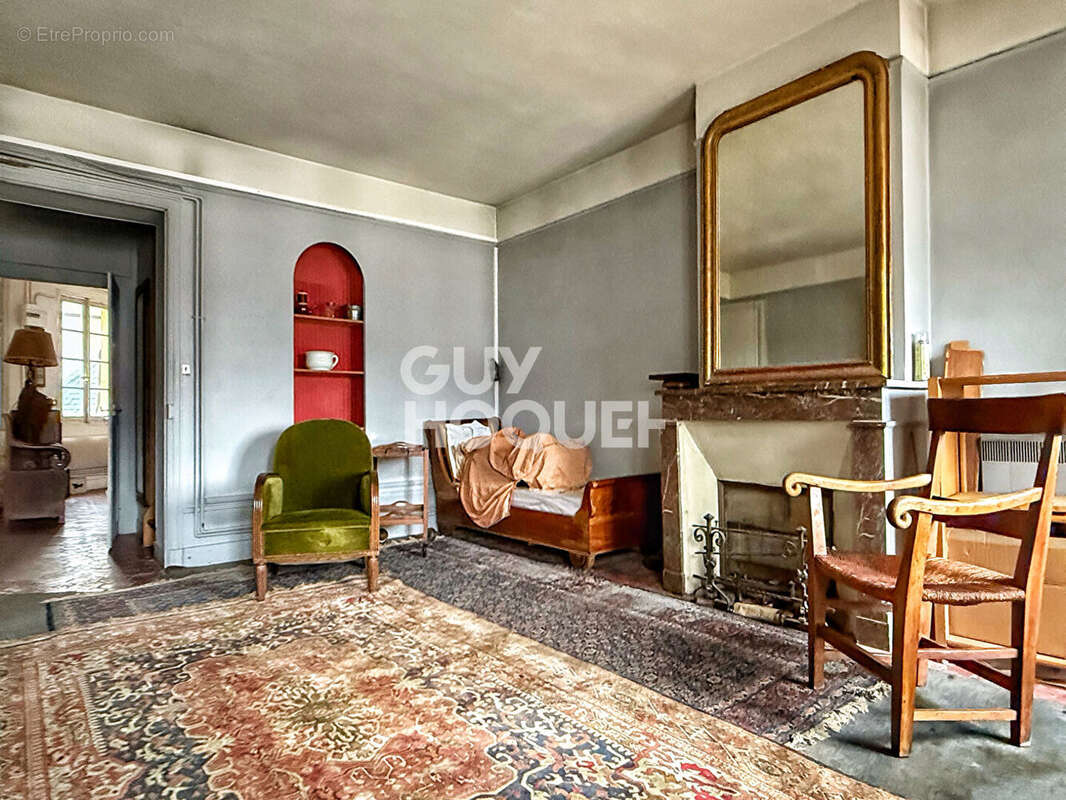 Appartement à VERSAILLES