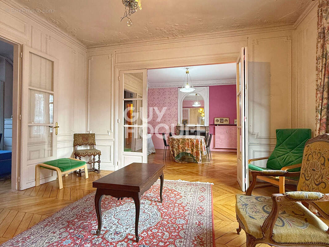 Appartement à VERSAILLES