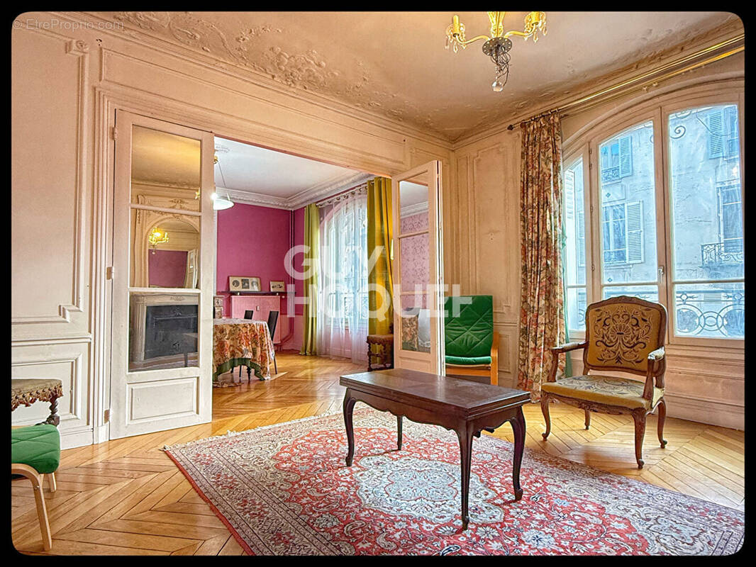 Appartement à VERSAILLES