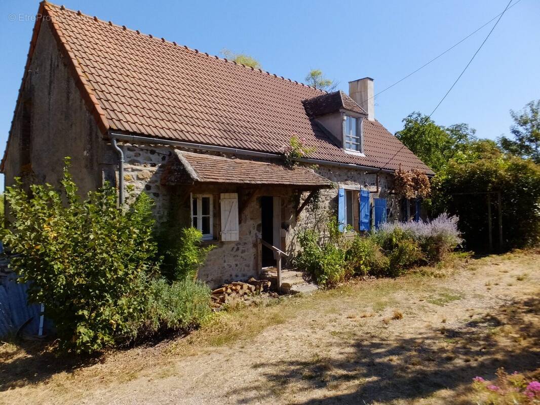 Maison à LE BRETHON