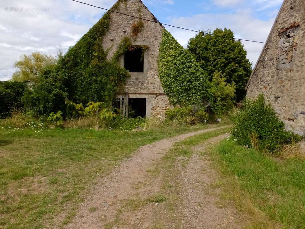 Maison à LE BRETHON