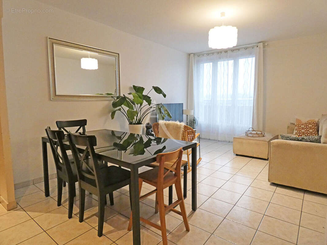 Appartement à NEUILLY-SUR-MARNE