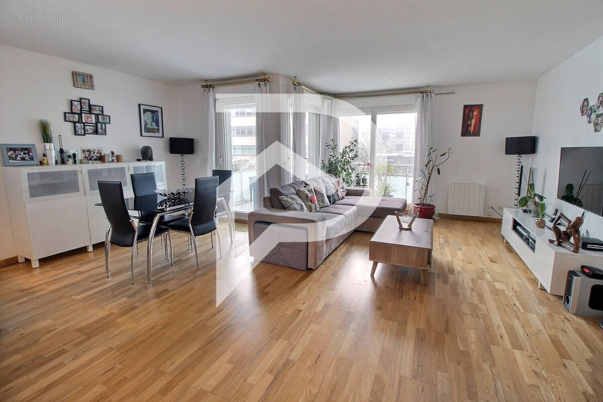 Appartement à MONTIGNY-LE-BRETONNEUX