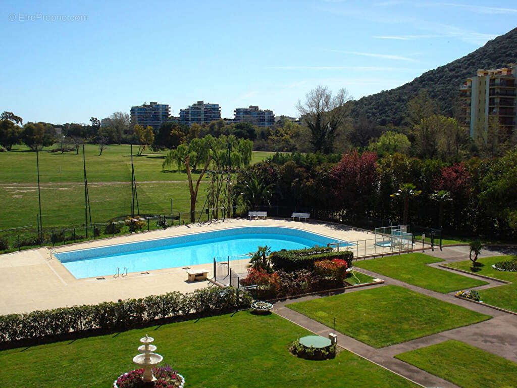 Appartement à MANDELIEU-LA-NAPOULE