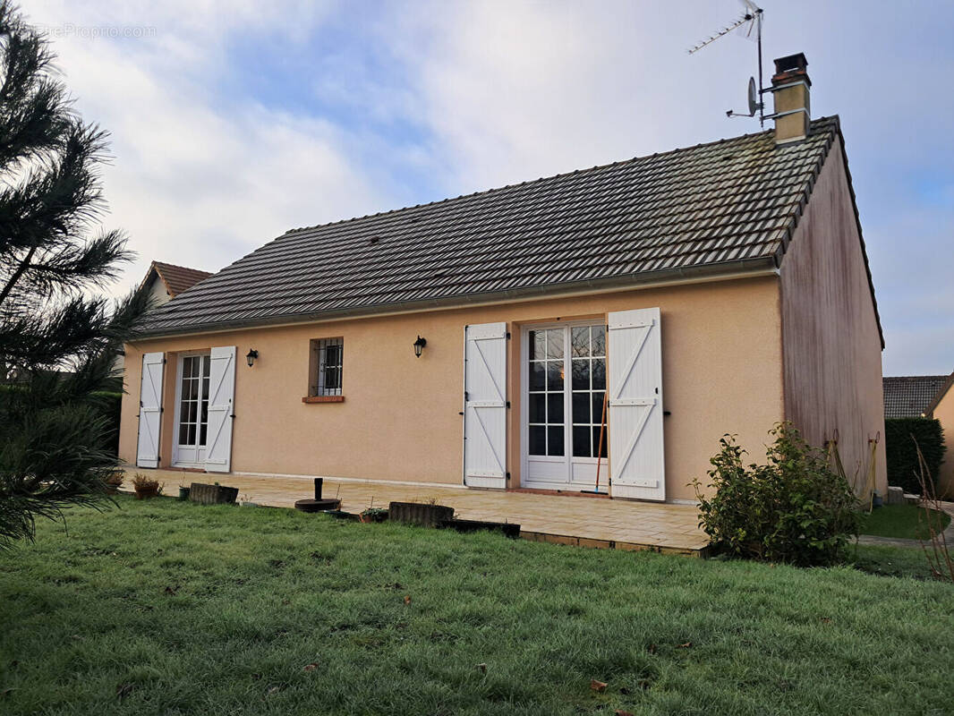 Maison à LA LOUPE