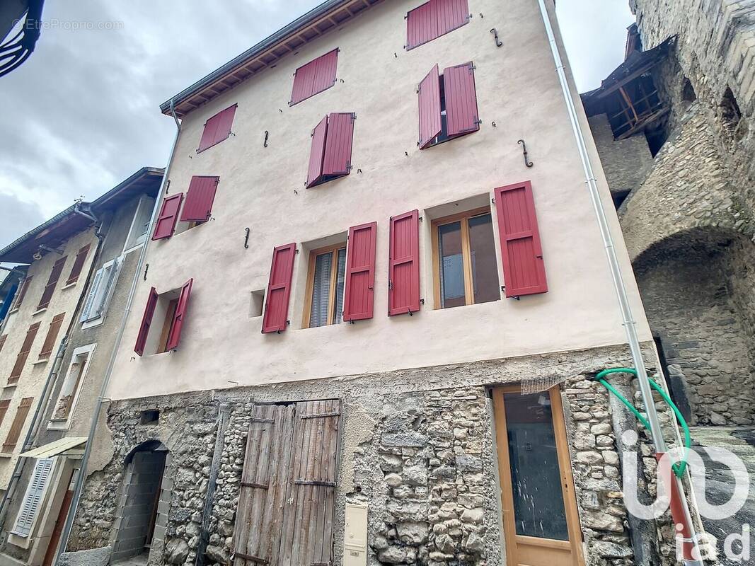 Photo 1 - Appartement à SEYNE