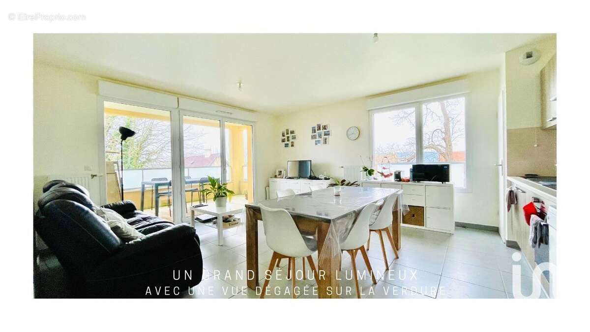 Photo 2 - Appartement à PETIT-COURONNE