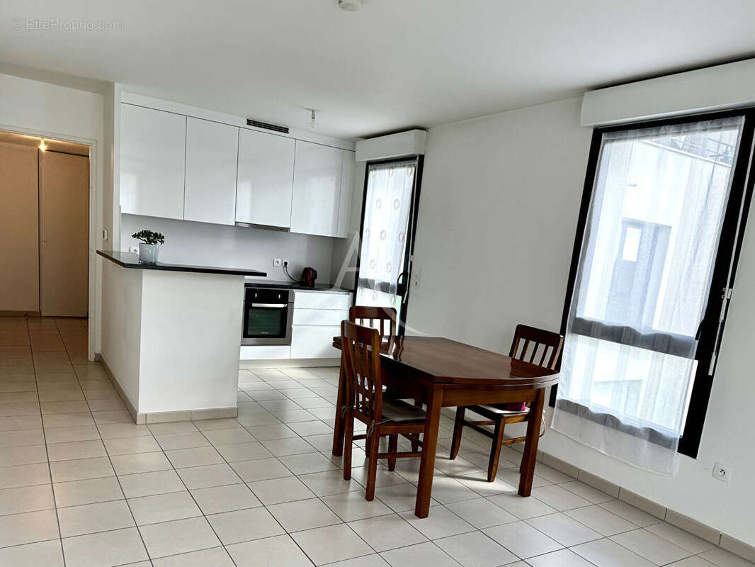 Appartement à BUSSY-SAINT-GEORGES