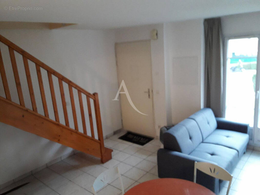 Appartement à MAGNY-LE-HONGRE