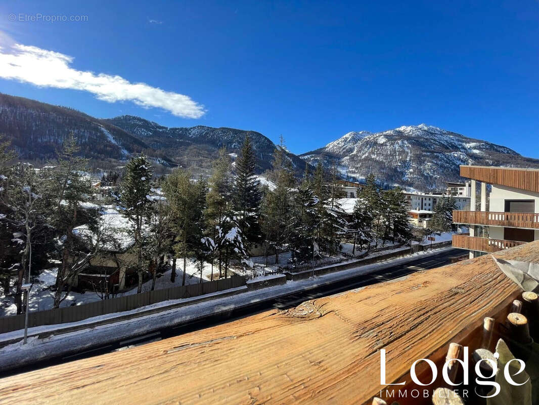 Appartement à LA SALLE-LES-ALPES