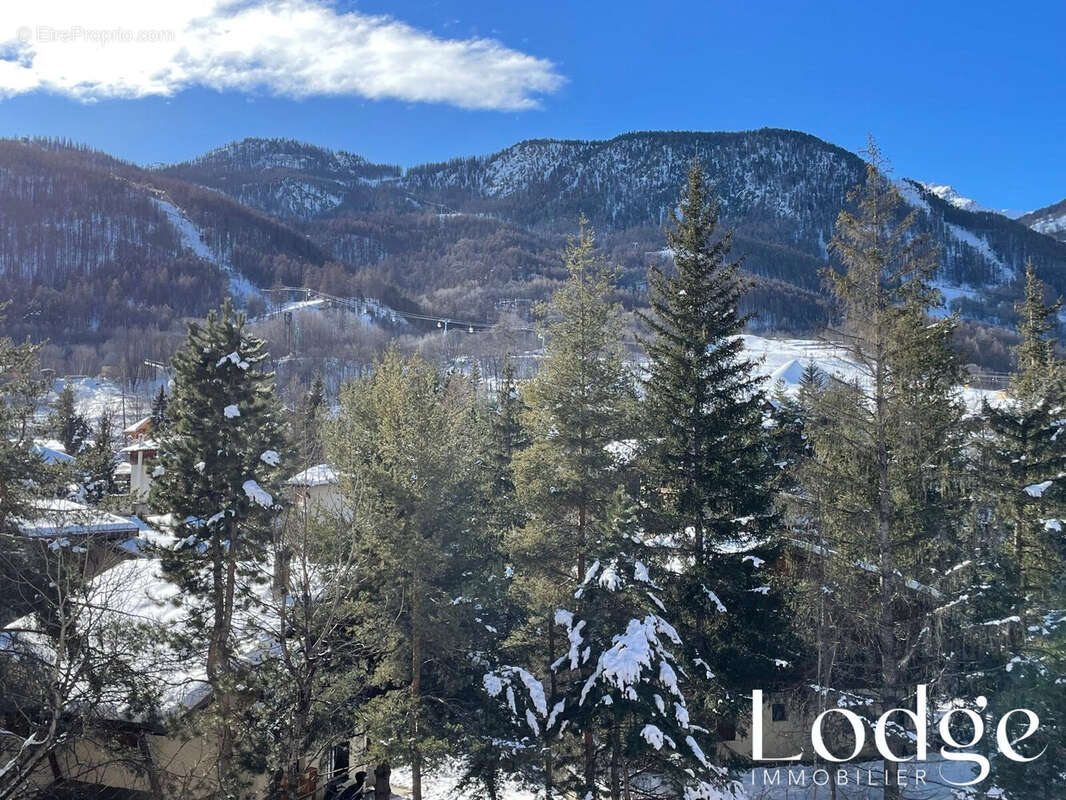 Appartement à LA SALLE-LES-ALPES