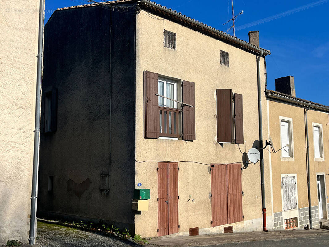 Maison à CANCON