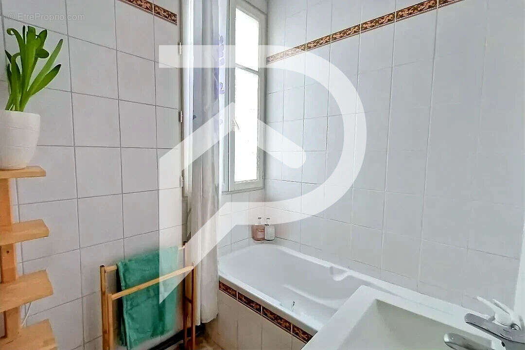 Appartement à ENGHIEN-LES-BAINS